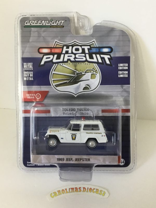 Greenlight Hot Pursuit series 35 Toledo police 1969 Jeep jeepster Discount