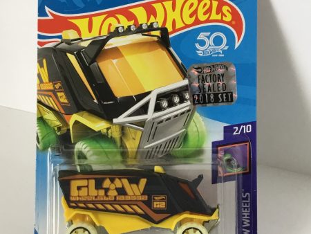 2018 Hot Wheels #33 Aero Pod Factory sealed sticker ZZ4 Supply