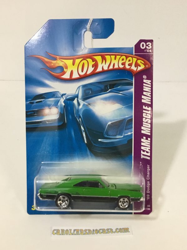 2008 Hot Wheels Team muscle mania #135 69 Dodge Charger  (EEE6) Fashion